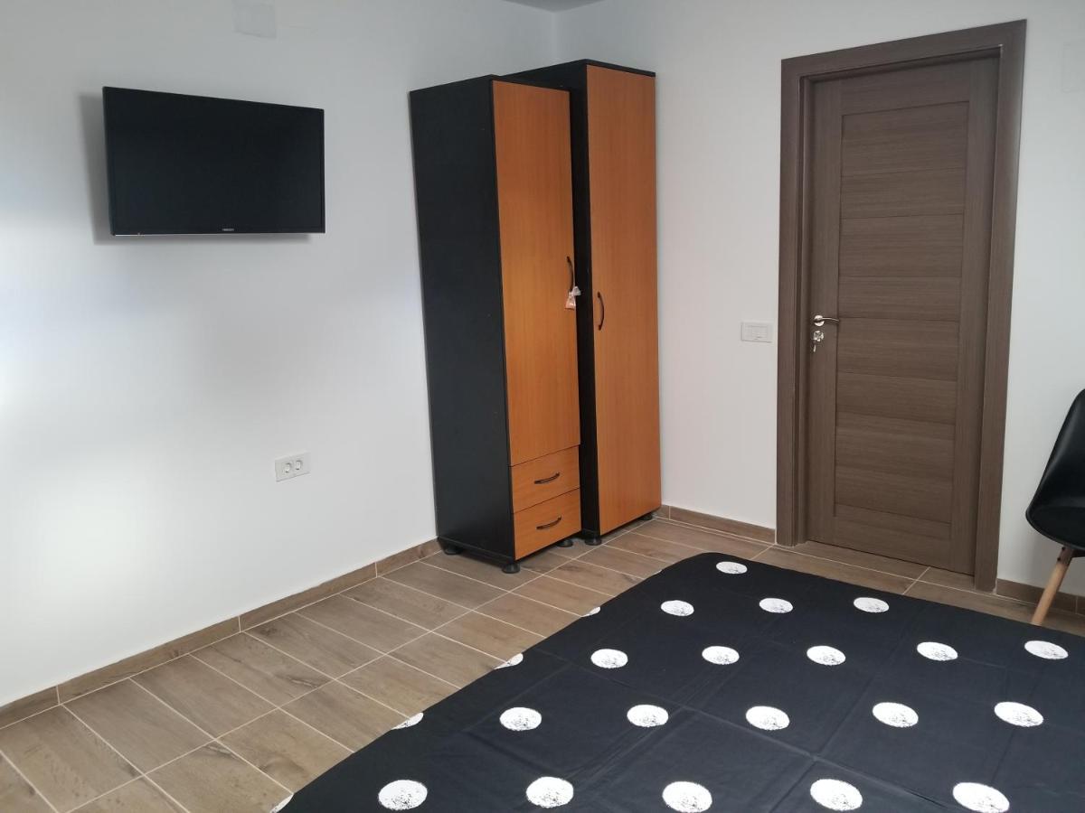 Autentic Adorabil Apartment Albestii Paminteni Eksteriør billede